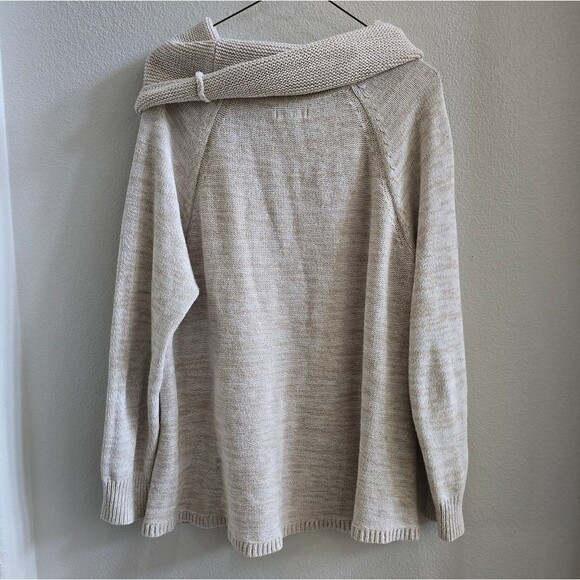 Croft&Barrow light tan crowl neck sweater size large - Picture 2 of 3